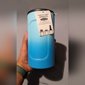 NWOT Stainless steel can cooler Blue Ombre Koozie